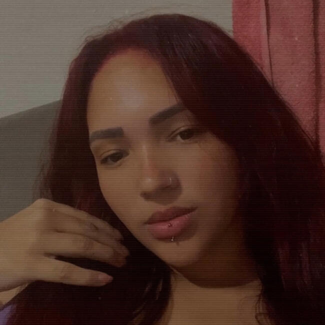 Babysitting job in Contagem: Ariele