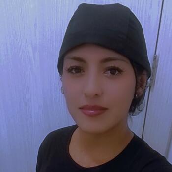 Trabajo de canguro en Montefrío: trabajo de canguro Karina Jazmin