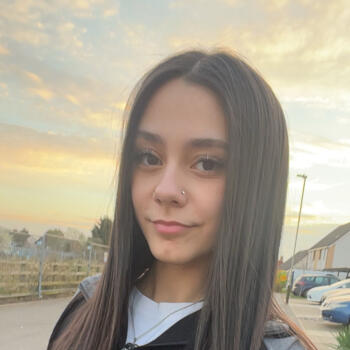 Babysitter in Leicester: Aisha