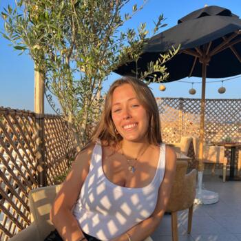 Babysitter in Anglet: Lucie