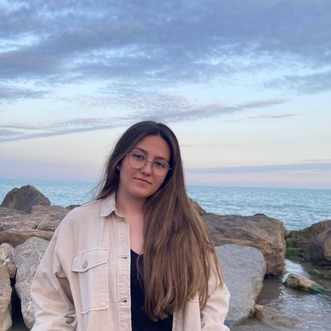 Canguro en Torrente: Carla