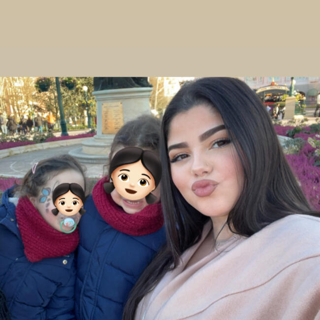 Babysitter in Amilly: Beatriz