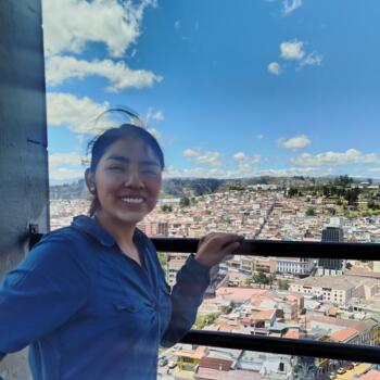 Babysitter in Quito: Nina