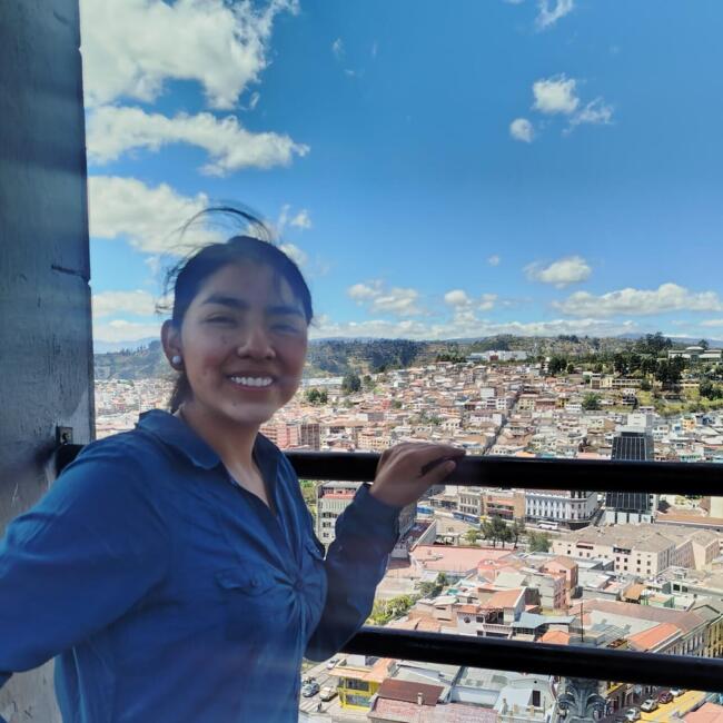 Babysitter in Quito: Nina
