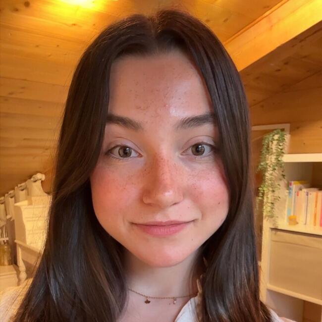 Babysitter in Annot: Chiara