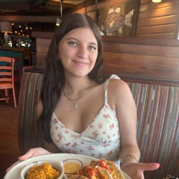 Babysitter in San Antonio: Marisol