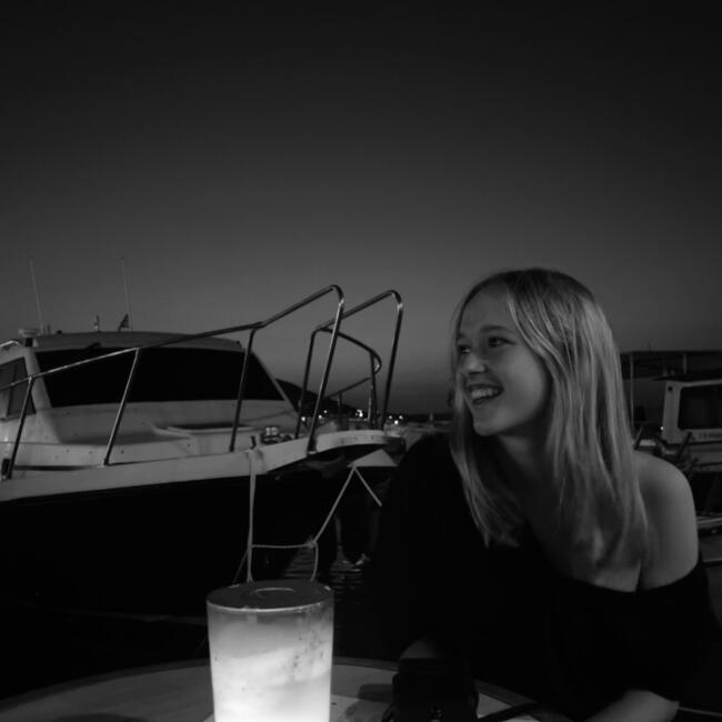 Babysitter in Männedorf: Zoe