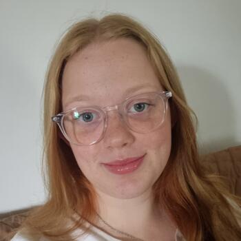 Babysitter in Farnborough: Elizabeth