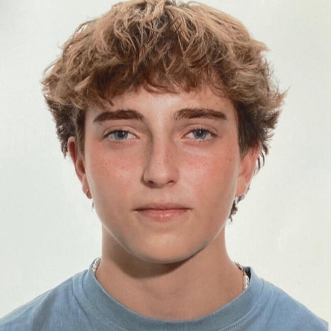 Babá em Granada: Alejandro