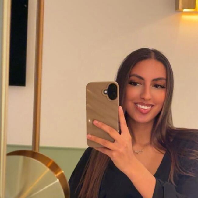 Babysitter in Le Grand-Saconnex: Salma