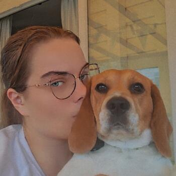 Baby-sitter Congé-sur-Orne: Marion