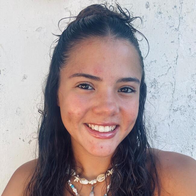 Babysitter in Rio Tinto: Bruna