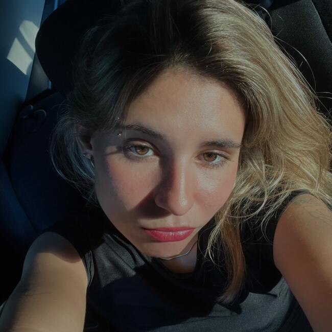 Babysitter in Almada: Vera