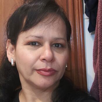 Babysitter Oviedo: Celina