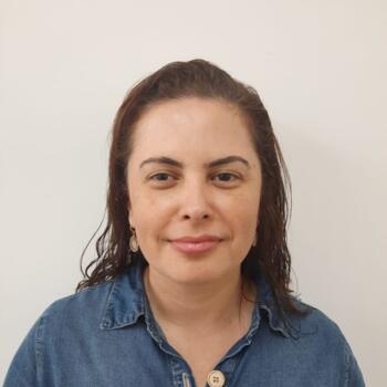 Babysitter in Barueri: Ana