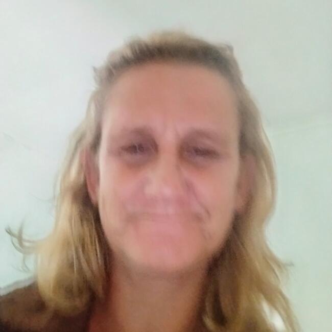 Babysitter in Bundaberg: Coral