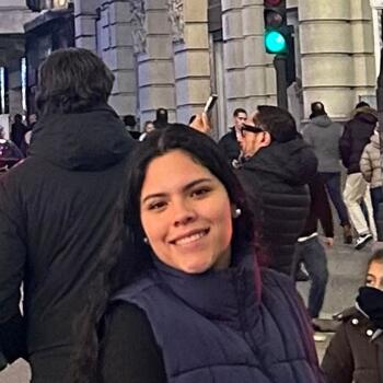 Canguro Madrid: Vannia