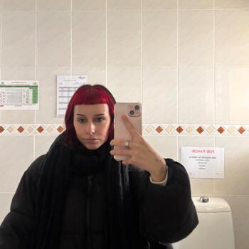 Babysitter São Félix da Marinha: Ana