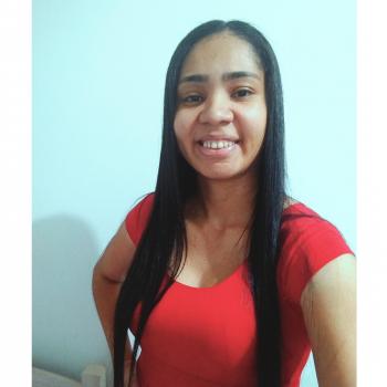 Babysitter in Uberlândia: Ana