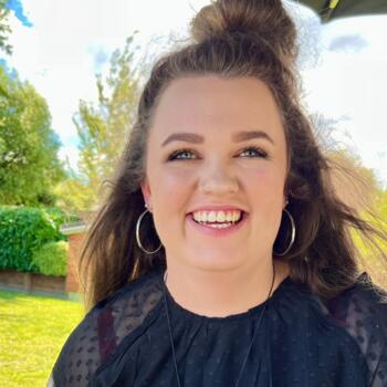 Babysitter in Queenstown: Morgan