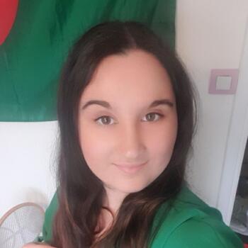 Babysitter in Saint-Martin-d'Hères: Ilyana