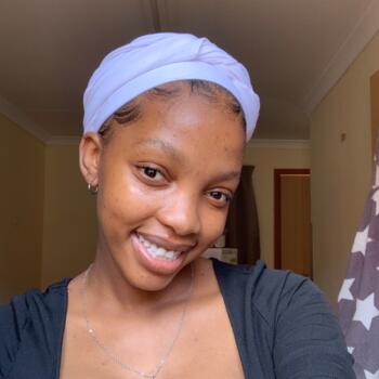 Babysitter in Odendaalsrus: Rethabile