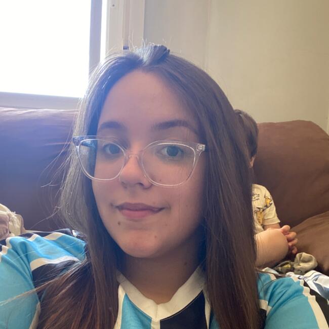 Babysitter in Porto Alegre: Maria Eduarda