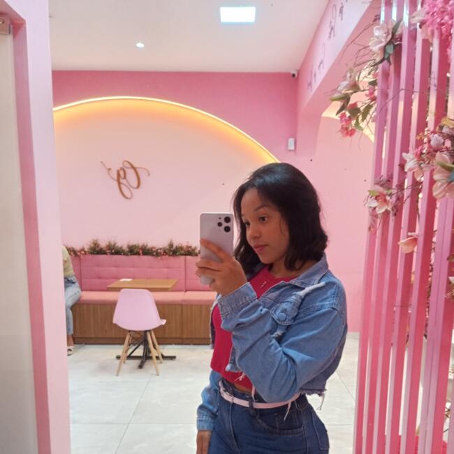 Babá em Eunápolis: Jamile