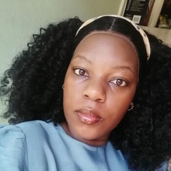 Babysitter in Pietermaritzburg: Lethimpilo