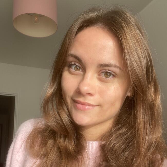 Babysitter in Denée: Ambre