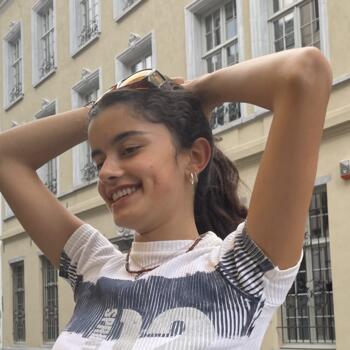 Babysitter in Antwerpen: Mira