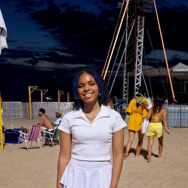 Babá em Niterói: Hemilhey Vitória