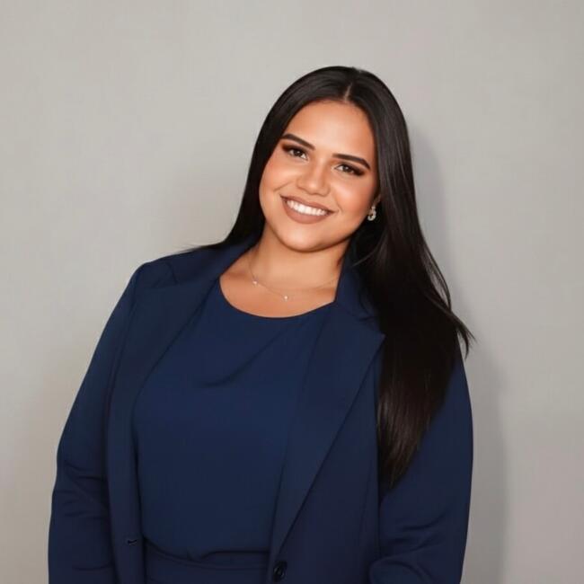 Babá em Fortaleza: Evilyn