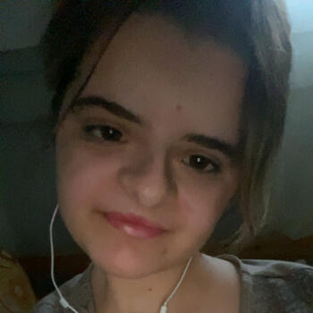 Babysitter Carrières-sous-Poissy: Lyna