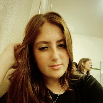 Babysitter in Palhoça: Eduarda