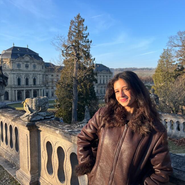 Babysitter in Würzburg: Raghad