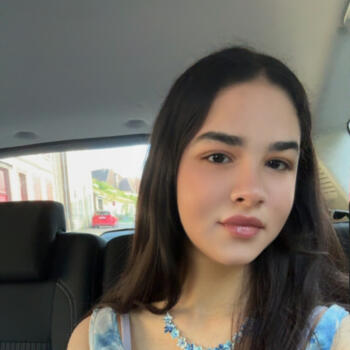 Babysitter in Saint-Florentin: Manal
