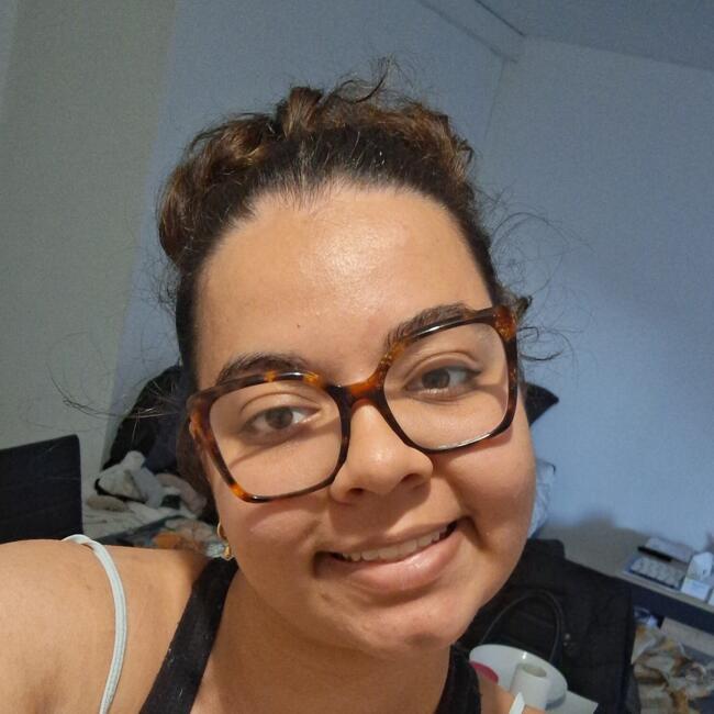 Babysitter in Saint-Nazaire: Amélie