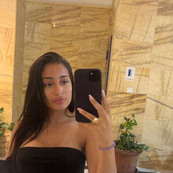 Babysitter in Tourcoing: Emma