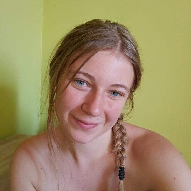 Babysitter in Toulouse: Roxanne