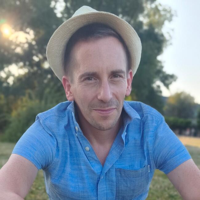 Job de garde d'enfants à Les Ponts-de-Cé: Arnaud