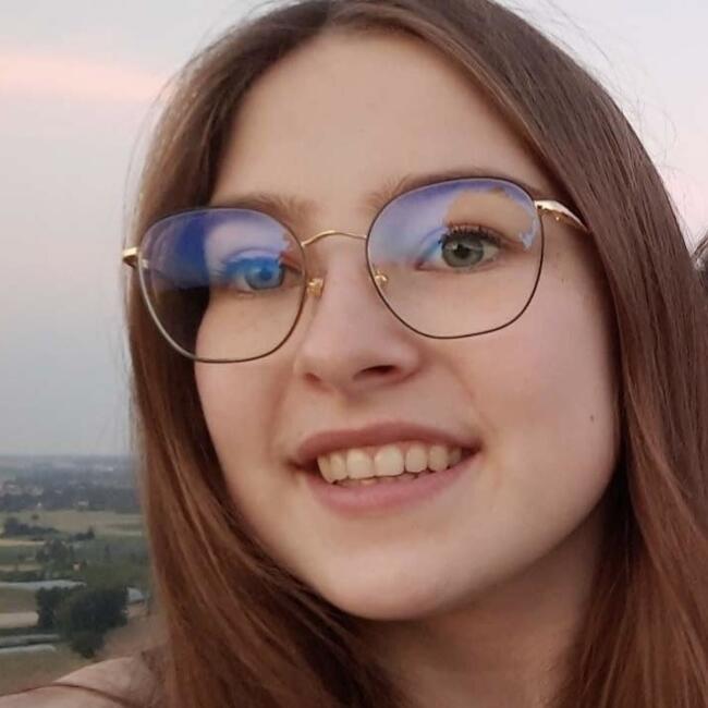 Nanny in Caumont-sur-Garonne: Coraline