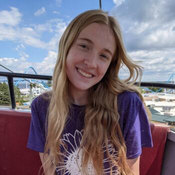 Babysitter in Dayton: Hannah