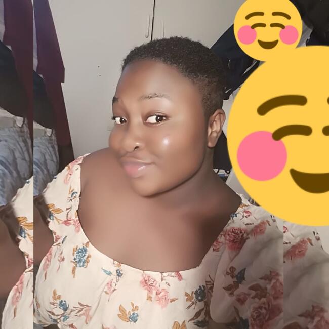 Babysitter in Mahikeng: Violet