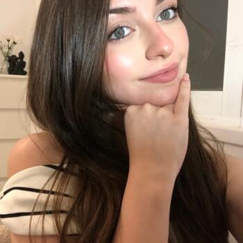 Canguro en Sevilla: Carla