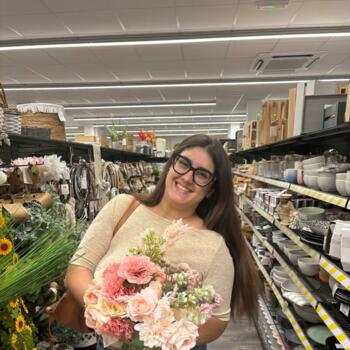 Babysitter in Girona: Afra