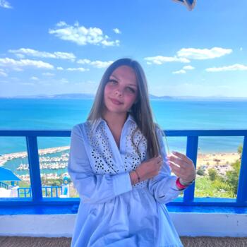 Babysitter Vieux-Condé: Clara