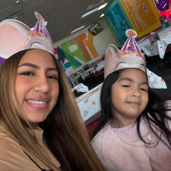 Babysitting job in Los Angeles: babysitting job Imelda