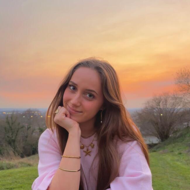 Babysitter in Navailles-Angos: Maylis