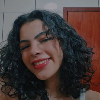 Babysitter Londrina: Luiza